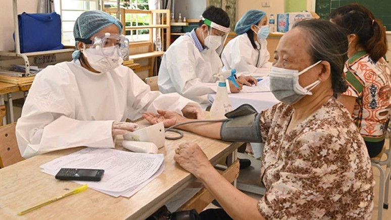 Hà Nội lập kỷ lục với hơn 411.000 mũi vaccine phòng Covid-19 một ngày