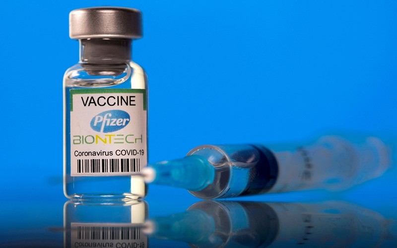 Vaccine ngừa Covid-19 của Pfizer/BioNTech. (Ảnh: Reuters)