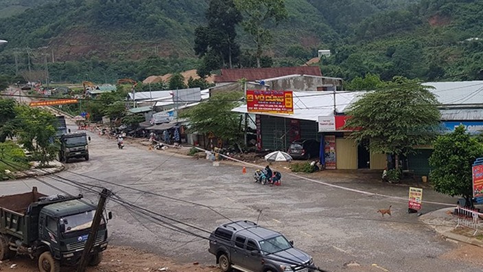 Huyện Nam Trà My (Quảng Nam) khoanh vùng, tạm dừng nhiều hoạt động để dập dịch