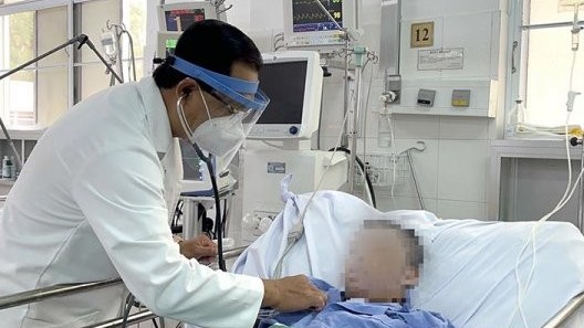 3 bệnh viện phối hợp cứu sống bệnh nhân 16 tuổi viêm cơ tim nguy kịch