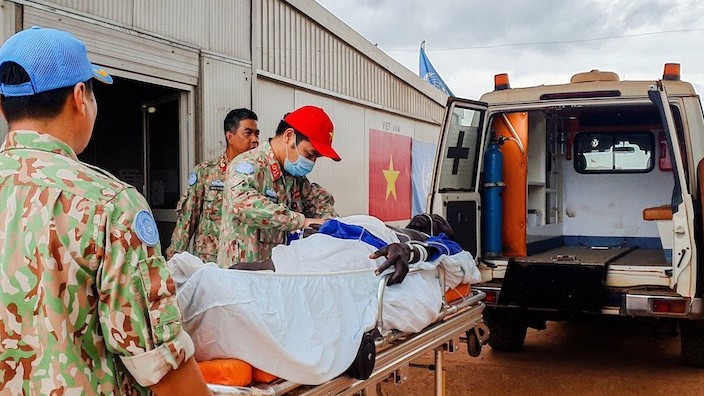 Bệnh viện dã chiến Việt Nam cấp cứu thành công nhân viên Liên hợp quốc bị đột quỵ não