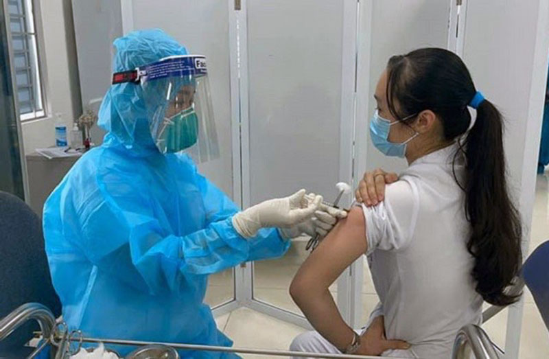 Hà Nội tiêm vaccine Covid-19 mũi 4 từ tháng 6/2022