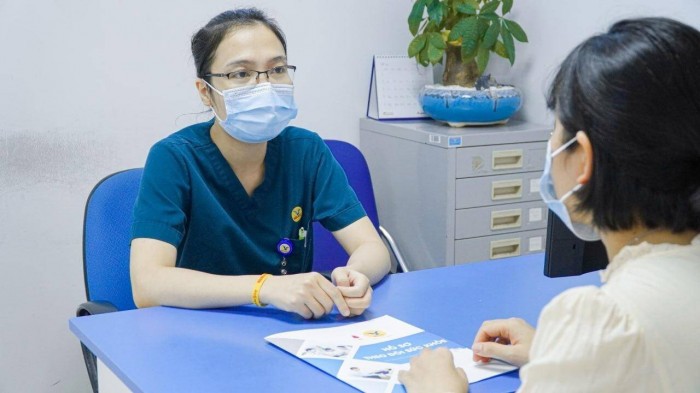 Bà bầu đồng nhiễm sốt xuất huyết và cúm A được thăm khám tại BV Medlatec