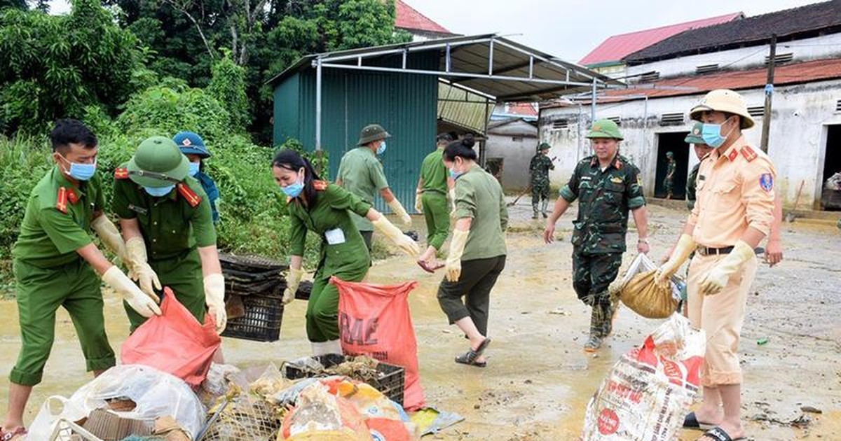 Sớm ổn định cuộc sống người dân sau mưa lũ ở Nghệ An