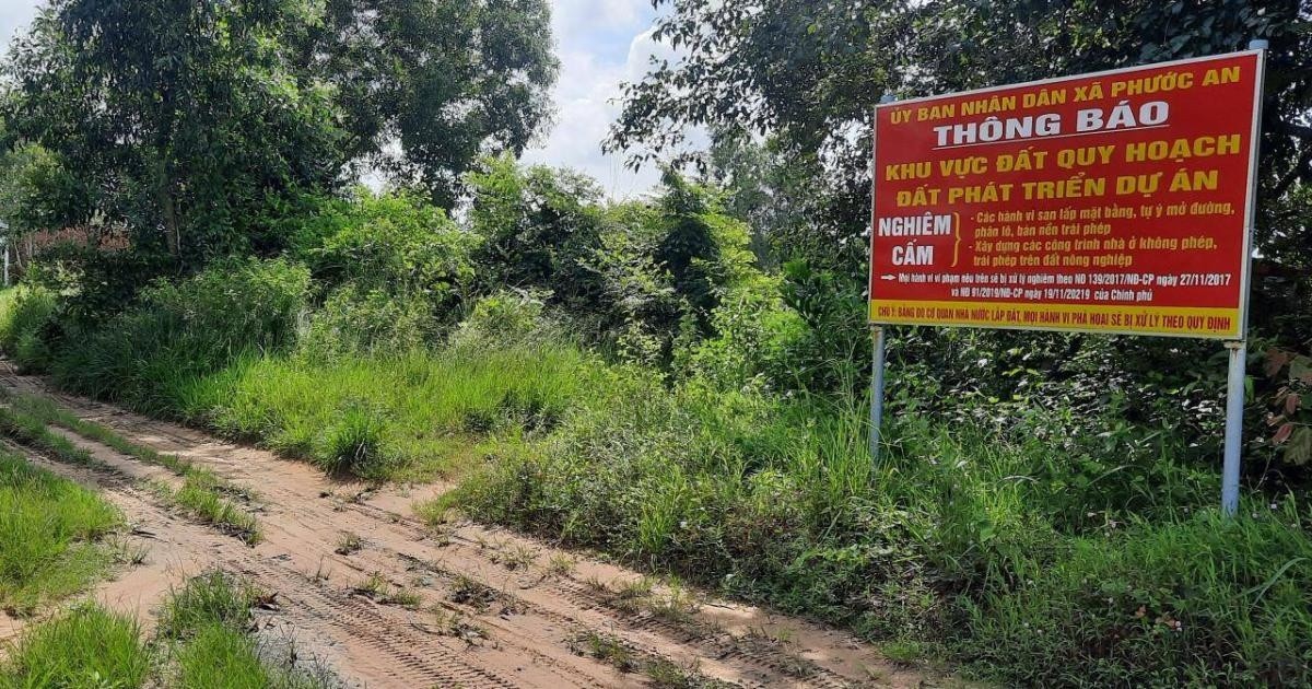 Huyện Nhơn Trạch xử lý “Loạn mở đường, xây nhà trái phép ăn theo cao tốc”