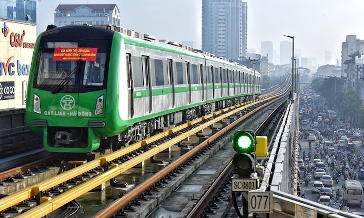 Hanoi considers 6th metro line linking airport to new urban area
