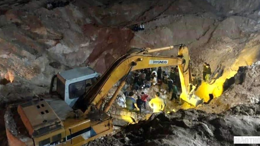 Sạt mỏ đất khiến 1 người tử vong ở Phú Thọ