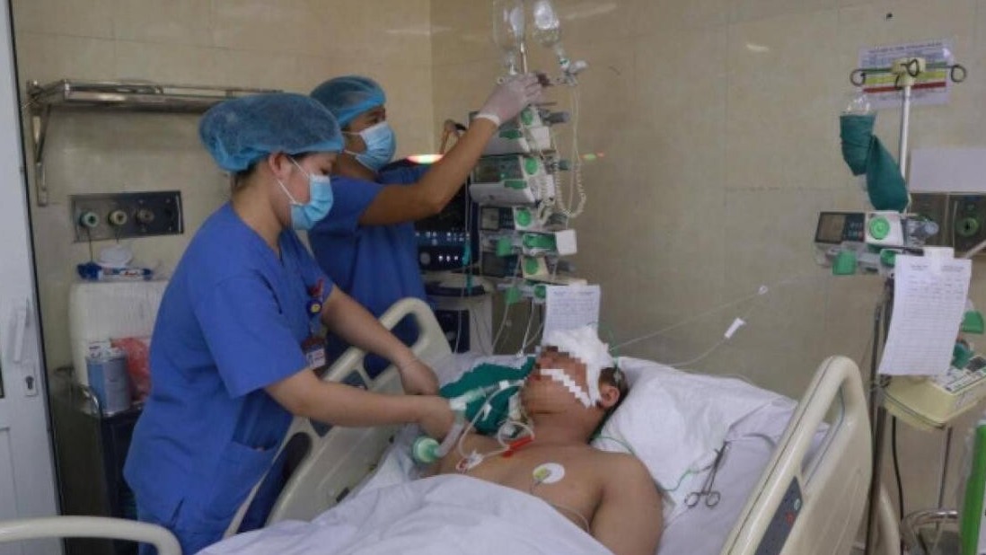 TNGT liên hoàn ở Xuân La - Võ Chí Công: Một bệnh nhân hôn mê sâu, nguy kịch