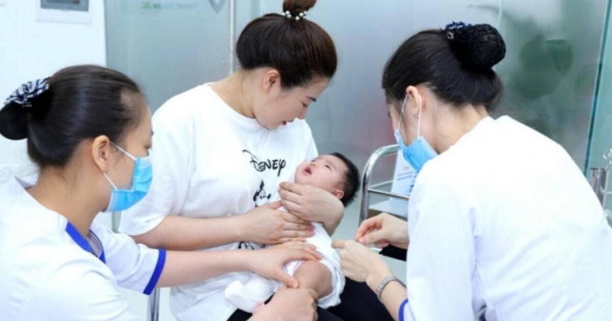 Thiếu vaccine chương trình Tiêm chủng mở rộng làm tăng nguy cơ bùng dịch bệnh cho trẻ (ảnh minh họa)