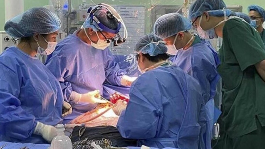 Chuyển bệnh viện tuyến trung ương về Hà Nội quản lý: “Lợi bất cập hại"