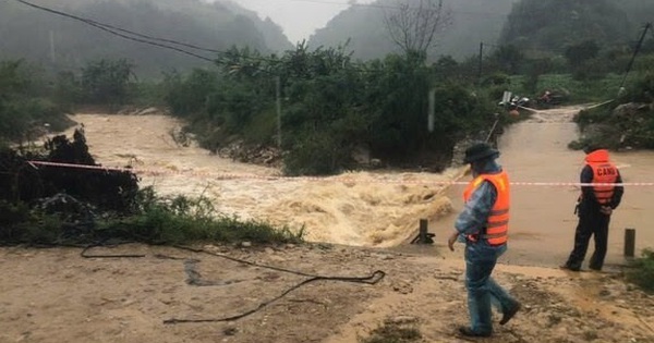 Tìm thấy thi thể hai nạn nhân bị lũ cuốn ở Sơn La