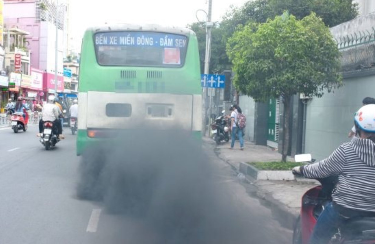 Khí thải phương tiện giao thông thầm lặng hủy hoại sức khỏe con người