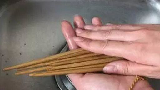 2 sai lầm khi rửa đũa gây hại cho sức khỏe, 90% gia đình đều mắc