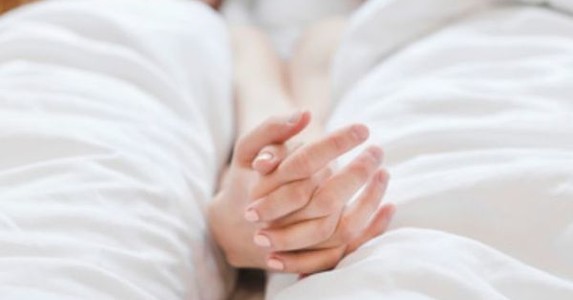 6 năm không thể quan hệ với bạn trai, cô gái trẻ bất ngờ vì nguyên nhân