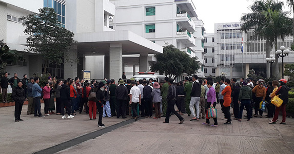 Người nhà vây bệnh viện sau cái chết của sản phụ