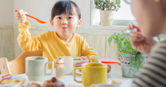 Trẻ em cần chú ý gì về dinh dưỡng để phòng, chống dịch Covid-19