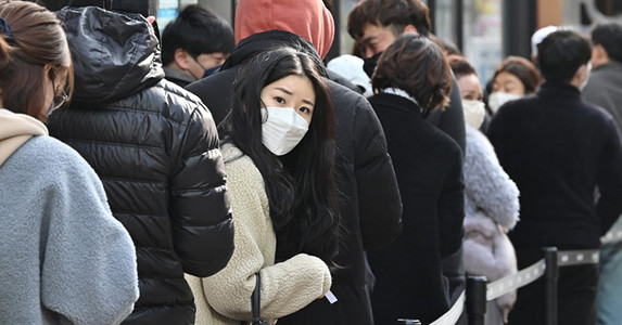 Những người Việt bám trụ tâm dịch Daegu