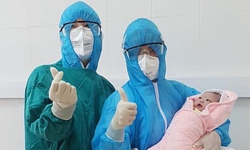 Em bé chào đời trong khu cách ly Covid-19