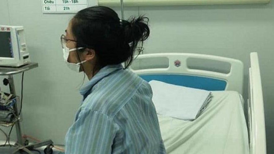 Nữ bệnh nhân nhiễm Covid-19 thứ 17 và tài xế đang có biểu hiện nặng hơn