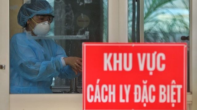 Bác gái của 'bệnh nhân 17' phải lọc máu