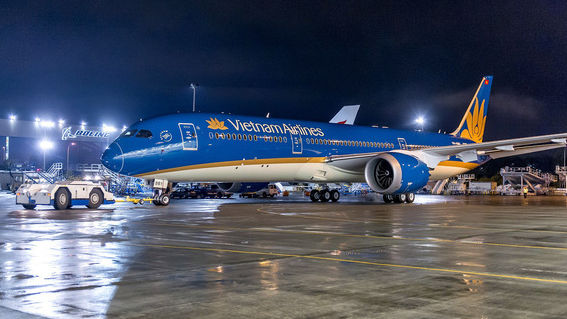 7 người cùng chuyến với tiếp viên nhiễm Covid-19 đã bay nối chuyến vào TP.HCM