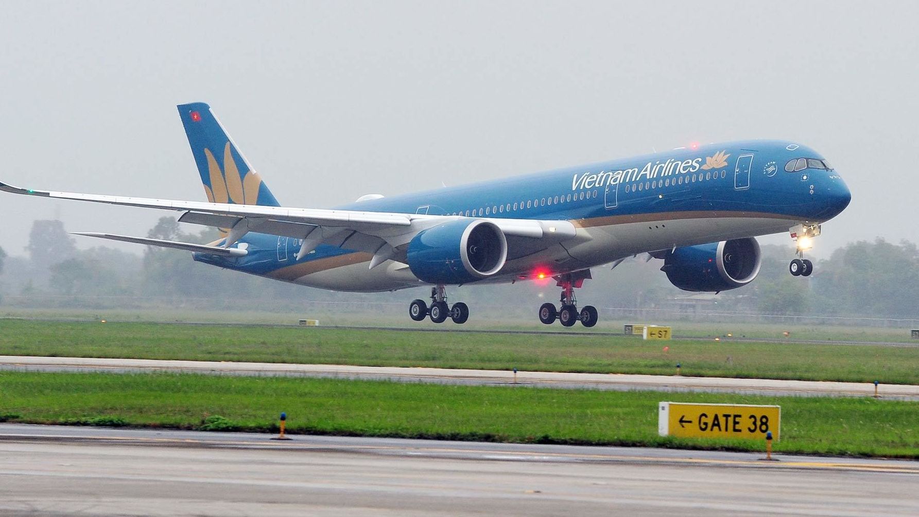 Việt Nam có bệnh nhân nhiễm Covid-19 là tiếp viên hàng không