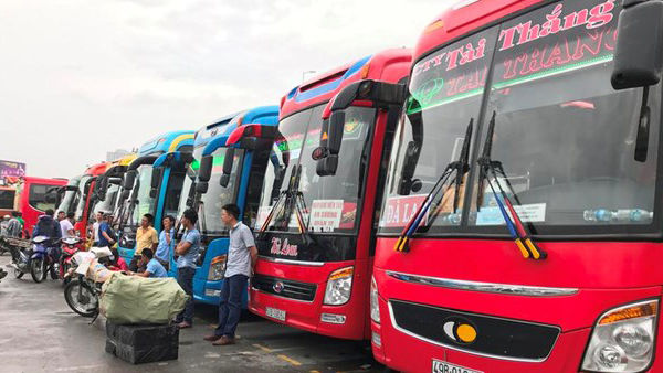 Hà Nội mở bến xe sau 0h: Nhà xe lo vắng khách, tiềm ẩn tai nạn