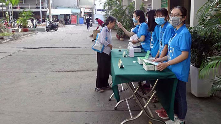 1.000 sinh viên Y khoa tham gia chống dịch