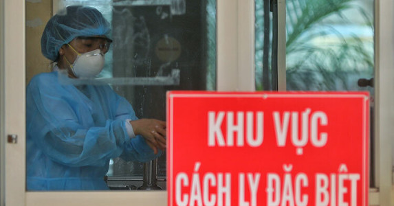 150 bác sĩ, điều dưỡng Bệnh viện Bạch Mai cách ly