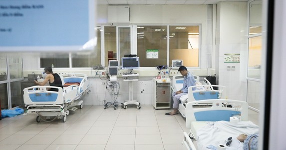 37 bệnh nhân Covid-19 xét nghiệm âm tính