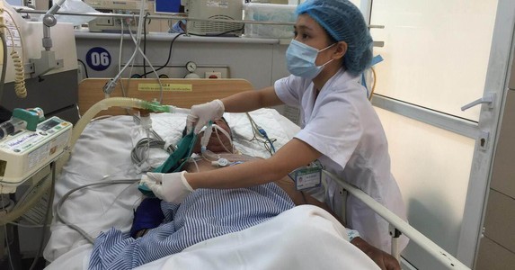 Liên tiếp ca bệnh nặng nhập viện do sợ Covid-19 mà chậm trễ thăm khám