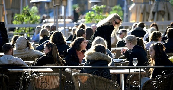 Thụy Điển 'một mình một kiểu' chống Covid-19