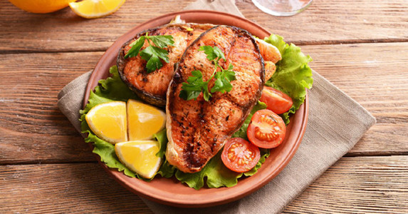 Dinh dưỡng từ cá- ‘vũ khí tối tân’ chống dịch Covid-19