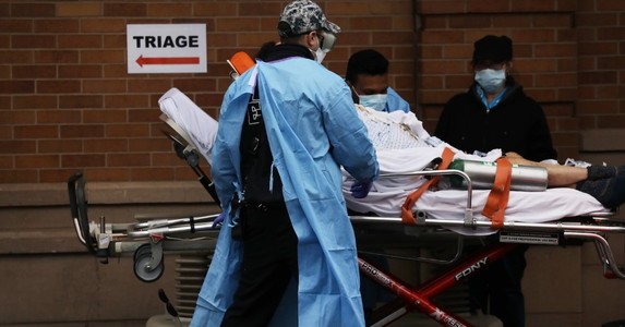 Đàn ông có tỷ lệ tử vong vì Covid-19 cao hơn phụ nữ