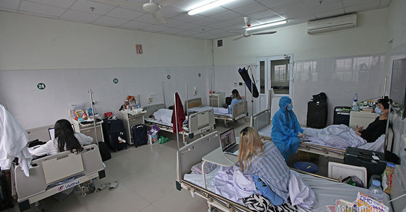 14 ngày trên giường bệnh của nữ sinh nhận tin mắc Covid-19 đúng sinh nhật