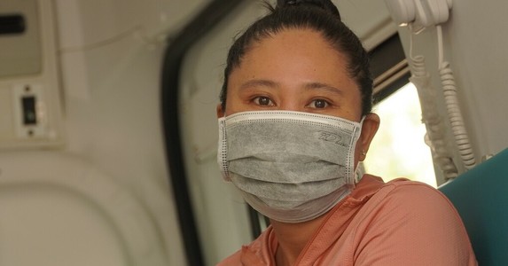 Gánh lo toan trên vai người mẹ mắc Covid-19