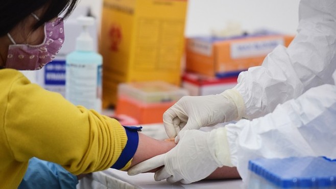 Làm rõ dấu hiệu vi phạm khi mua máy xét nghiệm Covid-19