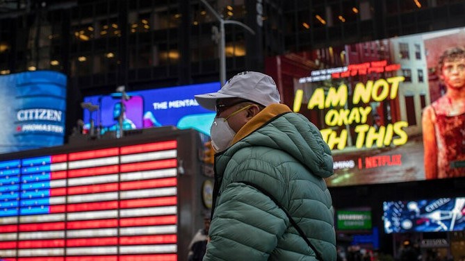 'Làn sóng thứ hai' Covid-19 chực chờ sau dỡ phong tỏa