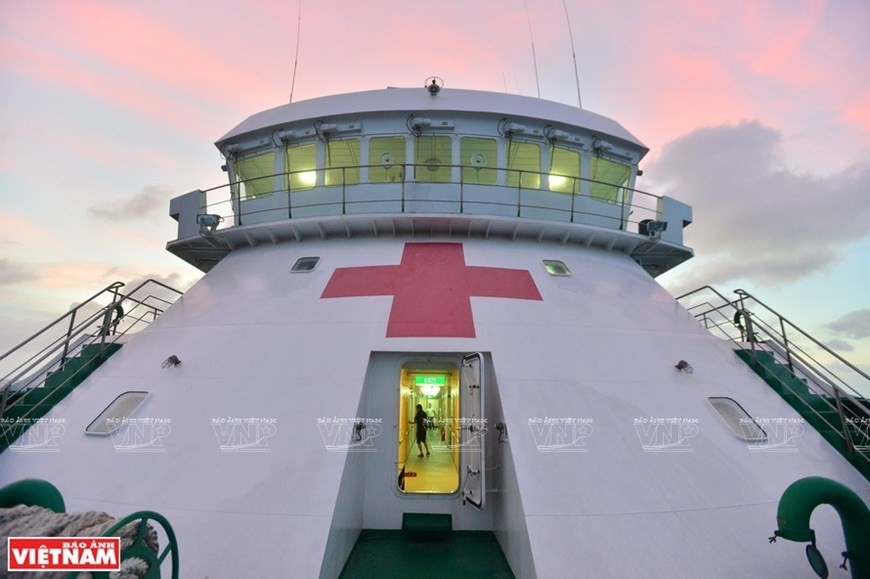 A mobile hospital at sea