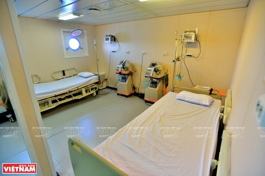A mobile hospital at sea