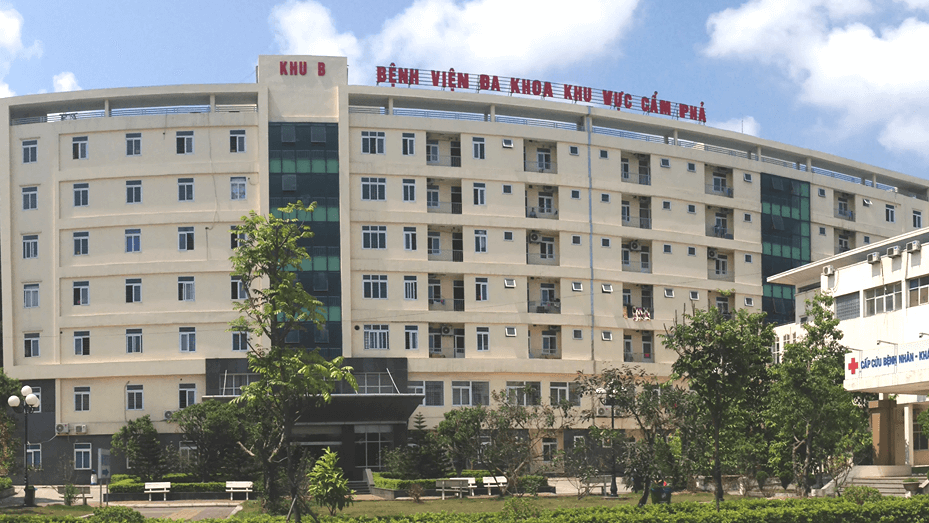 Sản phụ vỡ u buồng trứng