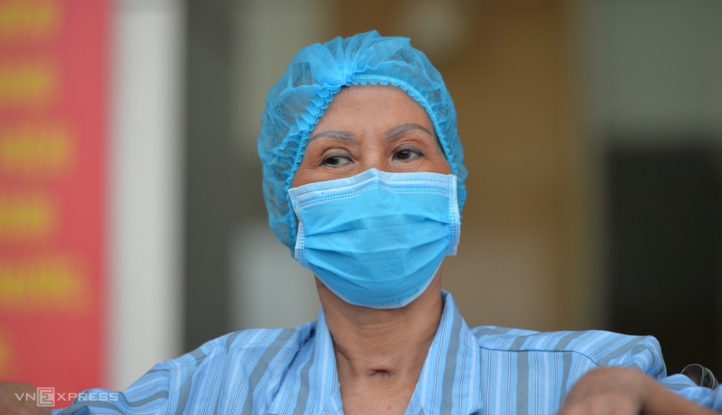 Bệnh nhân Covid-19 nặng nhất miền Bắc xuất viện