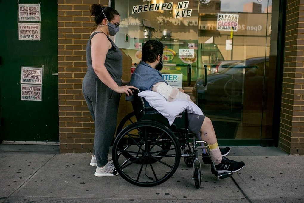 Ác mộng tỉnh dậy sau hồi sức của bệnh nhân Covid-19