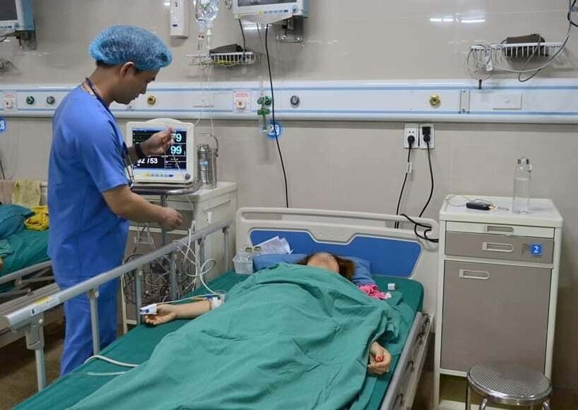 Cứu sản phụ vỡ thai ngoài tử cung