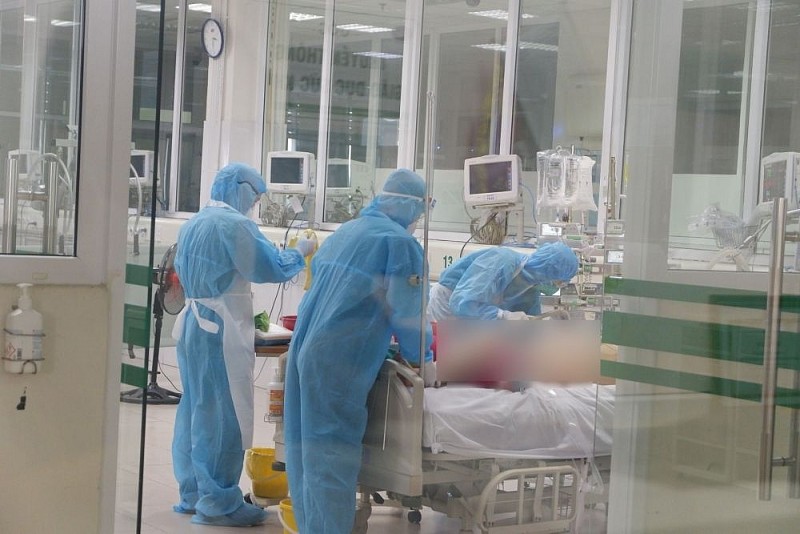 Bệnh nhân tử vong do suy thận sau ba lần âm tính nCoV