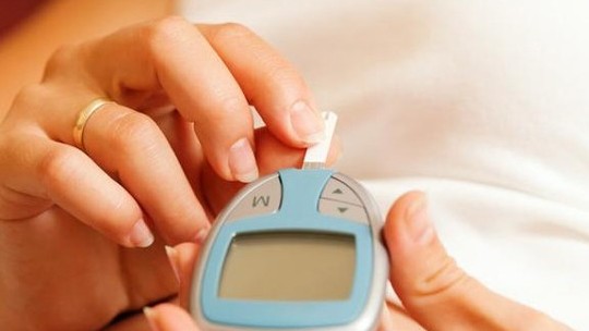 Những người tuyệt đối không nên uống nhiều nước