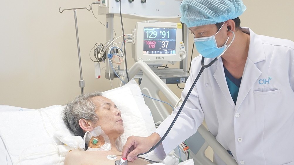 Sốc nhiễm trùng do thủng trực tràng
