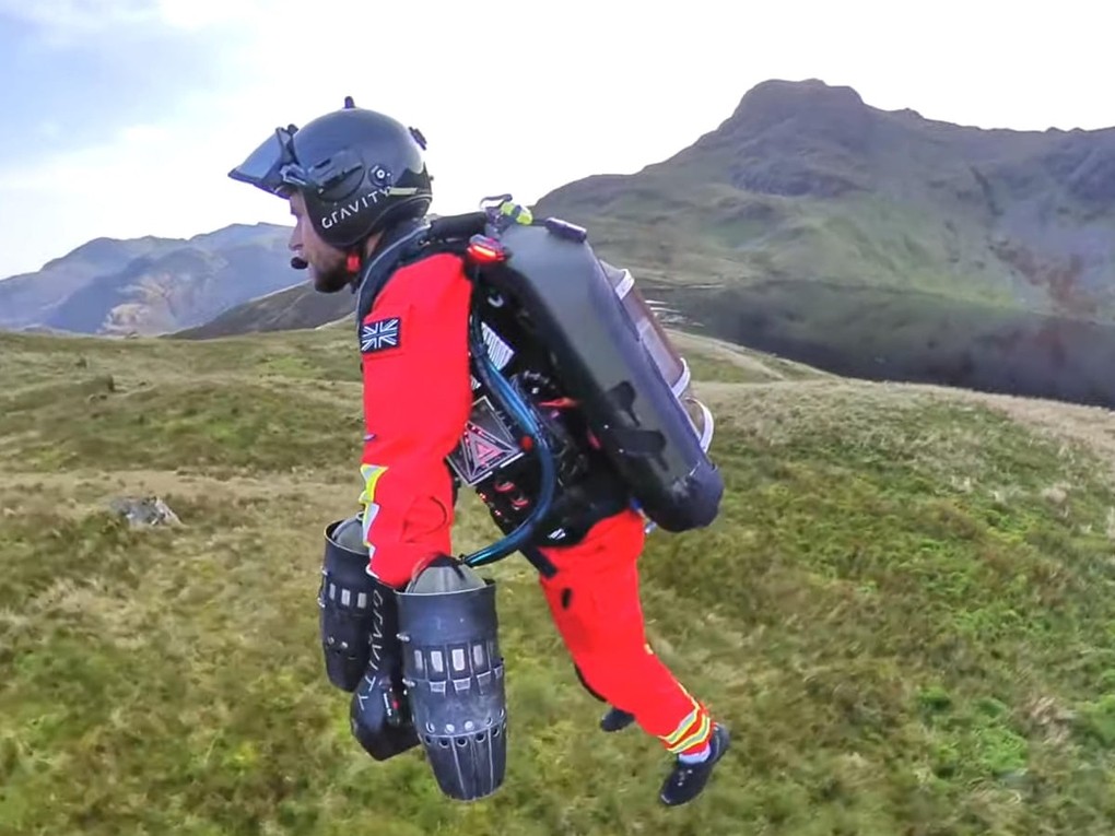 Bộ đồ phản lực ứng cứu y tế bay như 'Người Sắt'