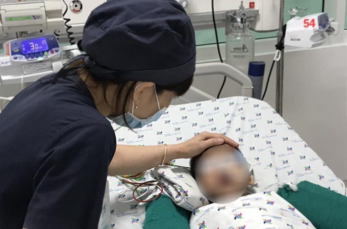 Bé trai uống nhầm hóa chất chống thấm