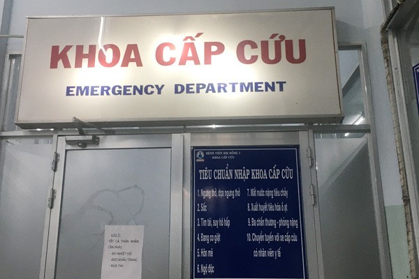 Bé trai 4 tuổi tử vong với nhiều vết thương trên người